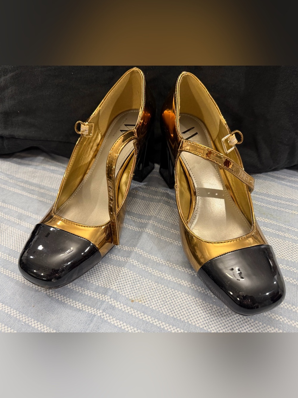 Worthington Gold Metallic & Black Patent Cap Toe Mary Jane Heels - Size  7.5